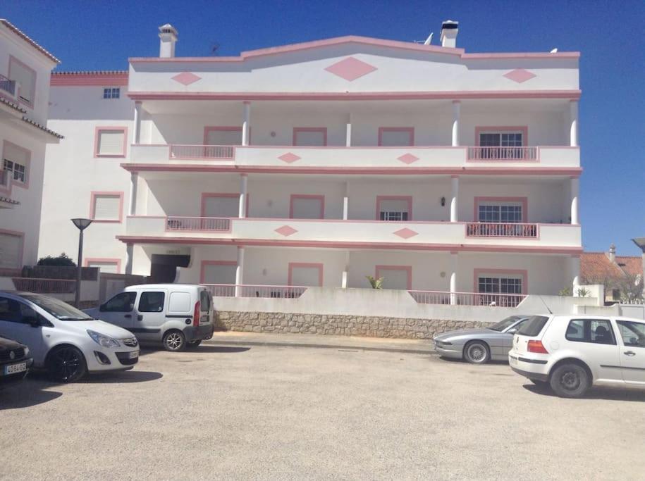 Cozy Sunny Peaceful Flat With Swimming Pool Apartment Burgau Luaran gambar